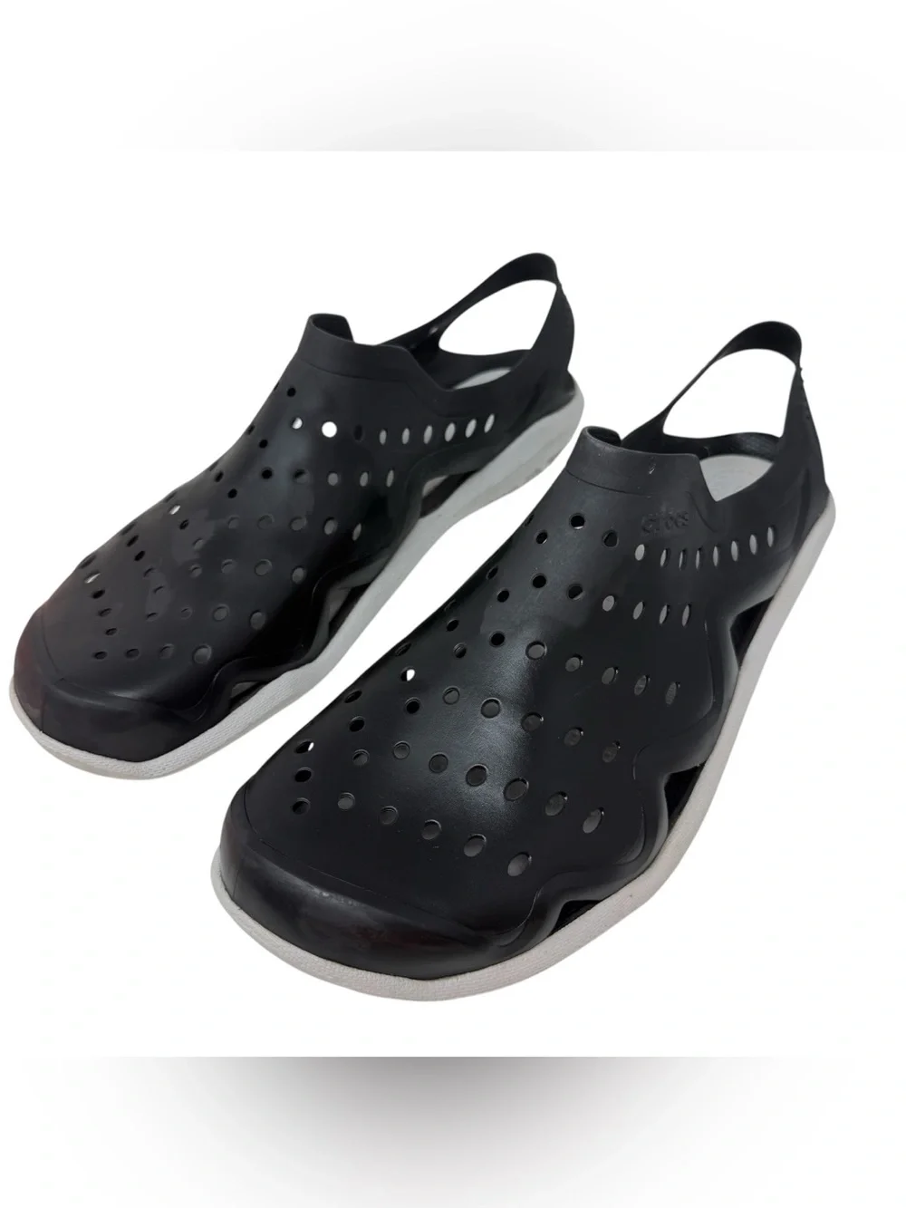 CROCS Swiftwater Wave Men’s Size 13 Sandals Black slip on comfort shoes
